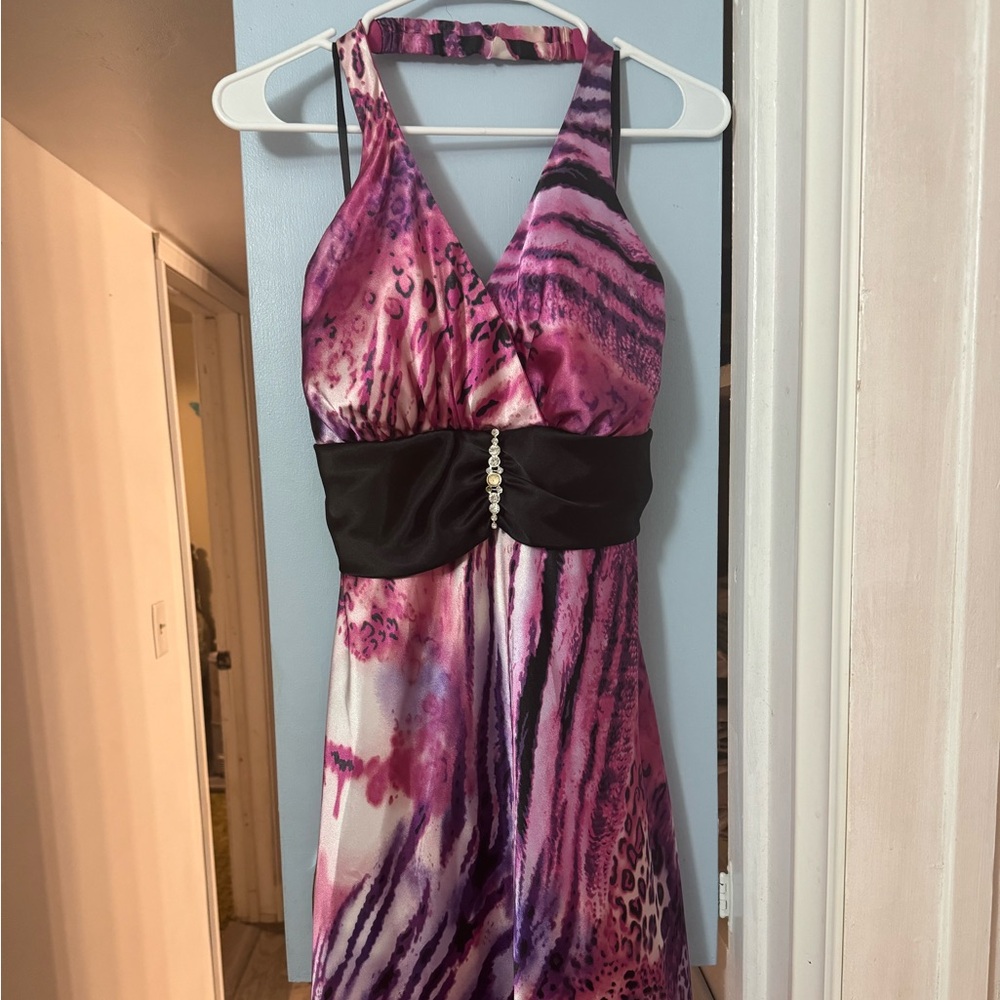 Stunning full length dress by Taboo size 14